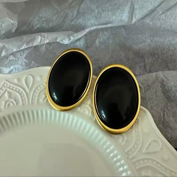 Vintage Oversized Black Brass Oval Statement Earrings - Picture 8 of 14